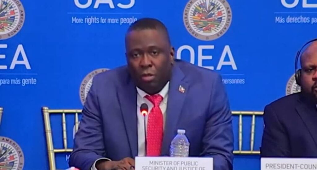 HAÏTI : LE MINISTRE DE LA JUSTICE DÉTAILLE LES EFFORTS SÉCURITAIRES EN VUE DES ÉLECTIONS