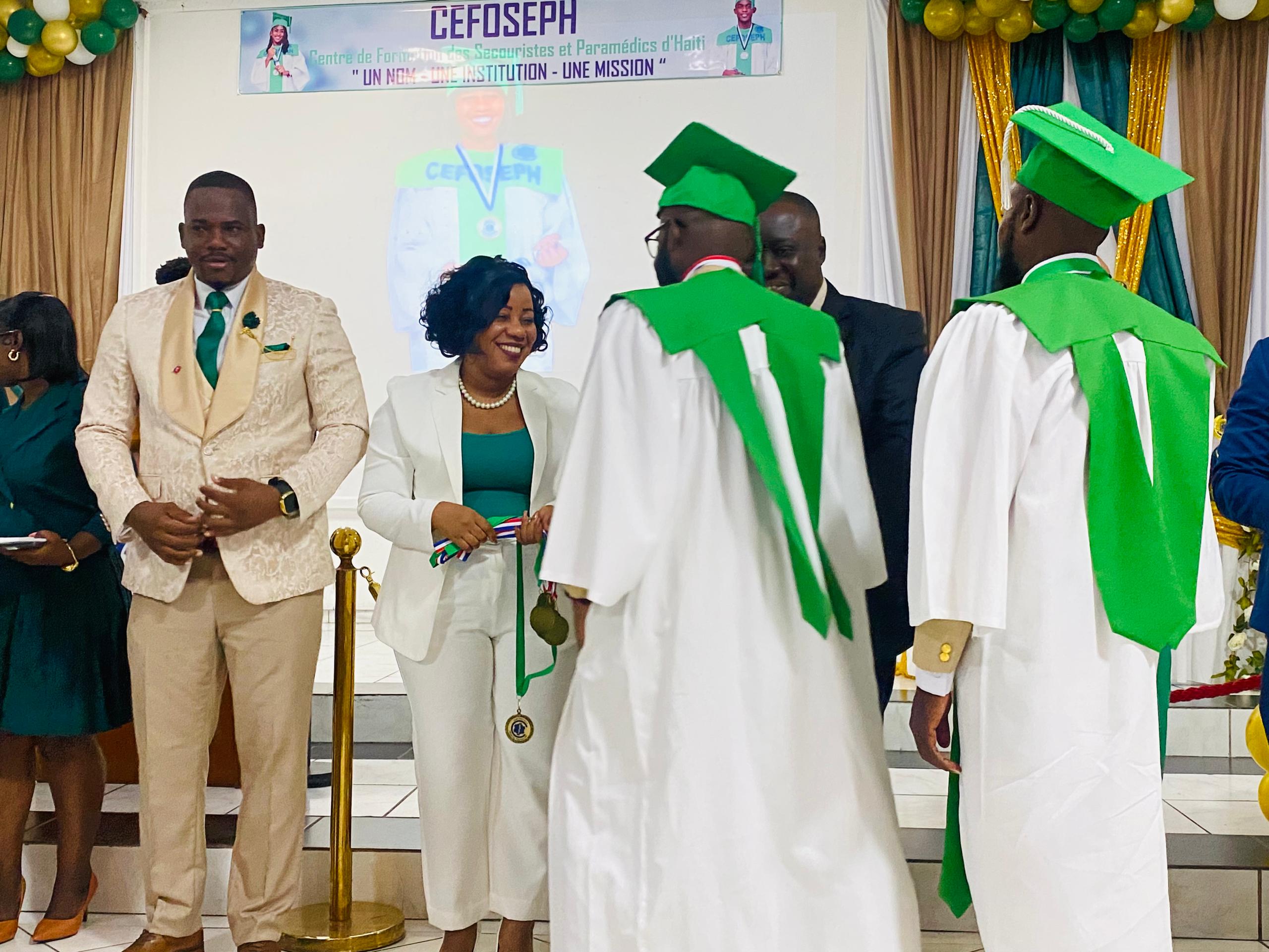 CEFOSEPH CÉLÈBRE L’EXCELLENCE AU SERVICE DE LA VIE : LA PROMOTION CLAUDE PRÉPETIT HONORÉE PAR SA MARRAINE, LE DR SOFIA LORÉUS