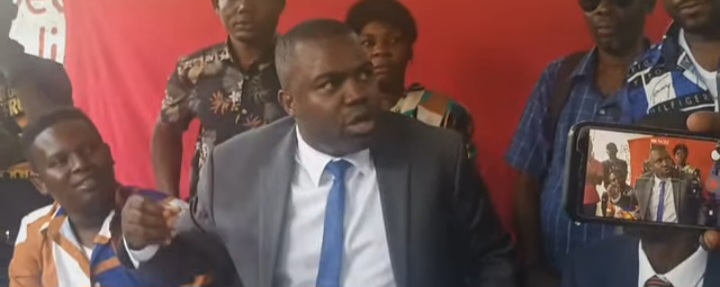 « PAS D’AUTRES TRANSITION EN HAÏTI » : LE COLLECTIF DES DÉFENSEURS DU PACTE NATIONAL POUR LA STABILITÉ ET L’ORGANISATION DES ÉLECTIONS, PAR LA VOIX DE ME CALEB JEAN-BAPTISTE, MET EN GARDE CONTRE TOUTE VELLÉITÉ LIÉE AU 7 JUIN 2026